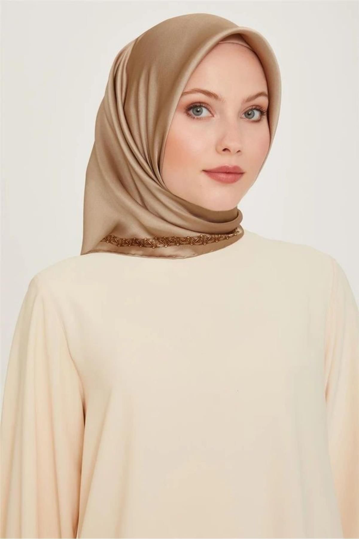 ARMİNE SURA İPEK EŞARP 2025 KIŞ SEZONU 9260D01-05